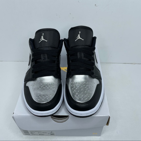 Nike Air Jordan 1 Retro Low SE “Silver Toe” NEW - Picture 2 of 4